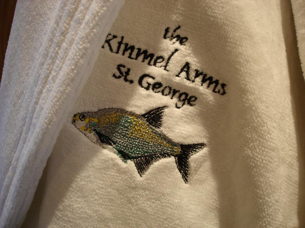 The Kinmel Arms Hotel Abergele Eksteriør billede